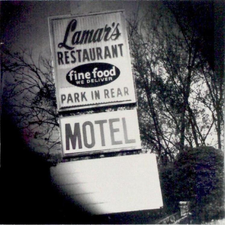 Lamar's Chattanooga (Copy).jpg